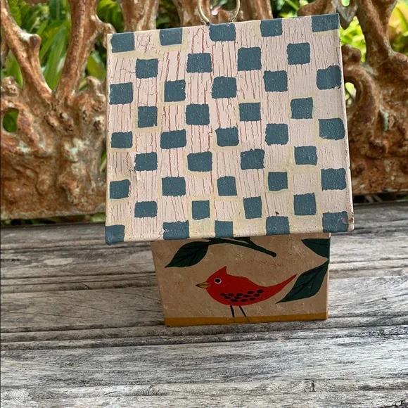 Rustic Tan Birdhouse with Green Foliage Accents - Picture 5 of 9